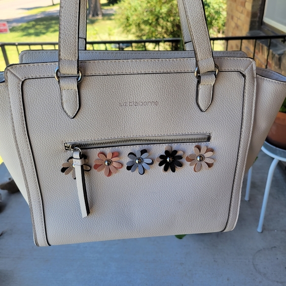 Liz Claiborne Shoulder Bag - Picture 5 of 12